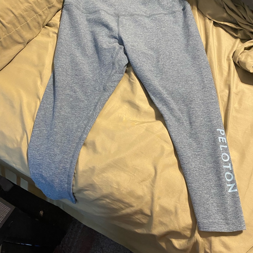 Peloton Beyond Yoga Capri 1x